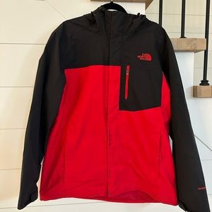 The North Face Men’s Triclimate Jacket Size L